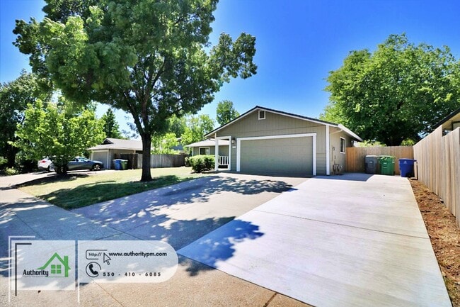 Building Photo - 1744 Kildare Dr