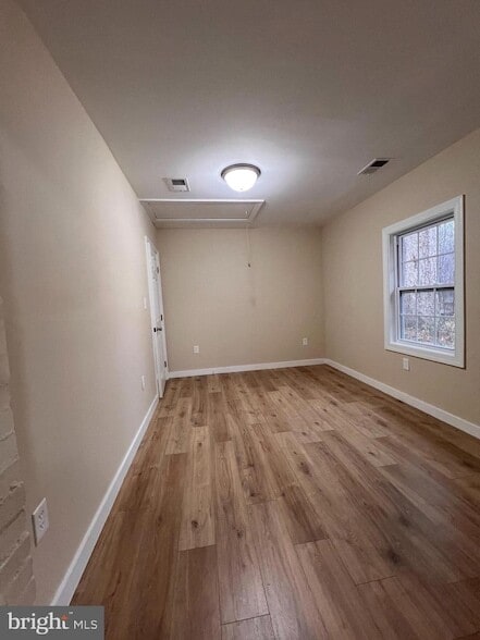 Foto del edificio - 2073 Warrenton Rd