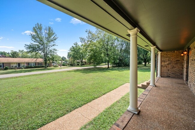 Building Photo - 3721 General Ct