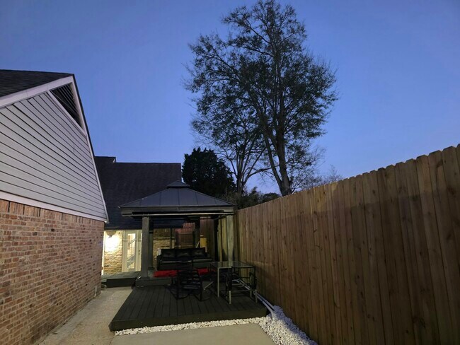 Foto del edificio - 2022 Michel Delving Rd