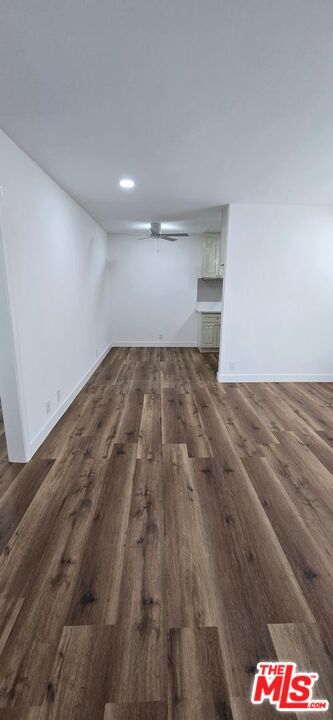 Foto del edificio - 2641 S La Salle Ave