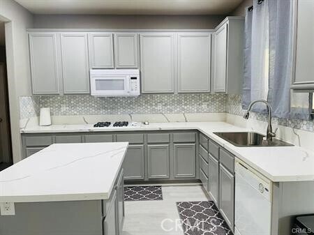Foto del edificio - 12571 Estuary Ct