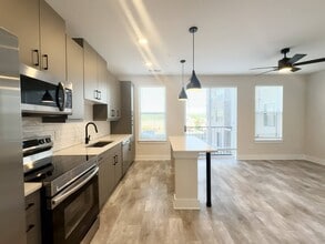 Interior Photo - District at Riverside Apartments