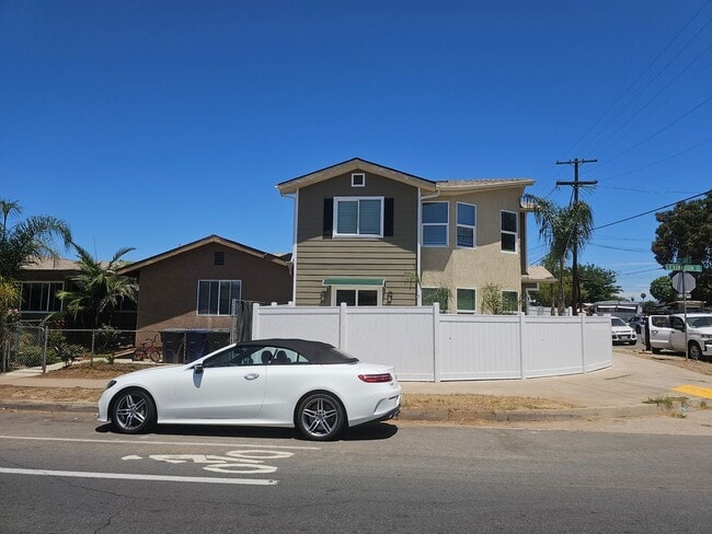 Building Photo - Brand New 2 Bedroom 1.5 Bath Home