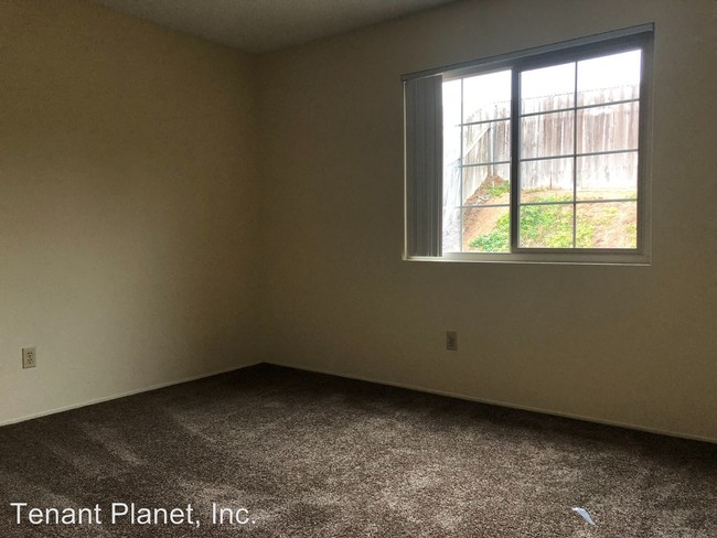 Building Photo - 3 br, 2 bath House - 1180 Zurich Drive