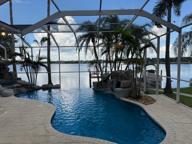 Foto del edificio - 5225 Brighton Shore Dr