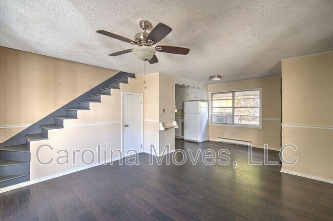 Building Photo - 733 Tanner Rd