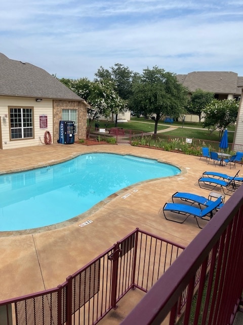 Pool area - Lakeside RGLLC