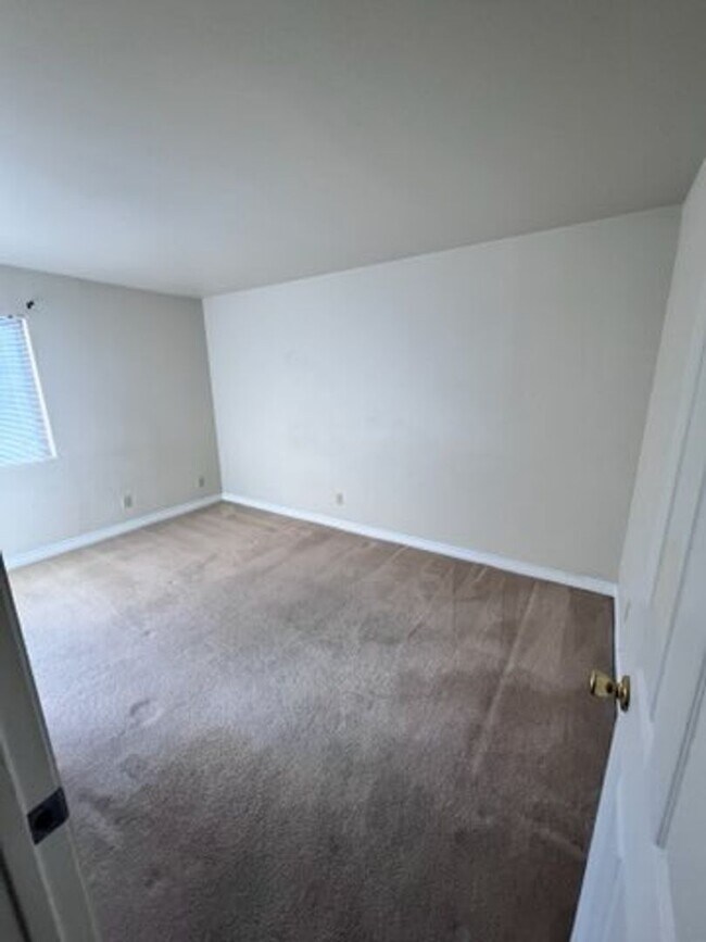 Foto del edificio - One Bed Condo in Southwest