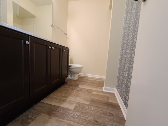 Foto del edificio - 8299 Cambridge St