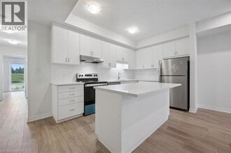 Building Photo - 133 REVERIE Wy