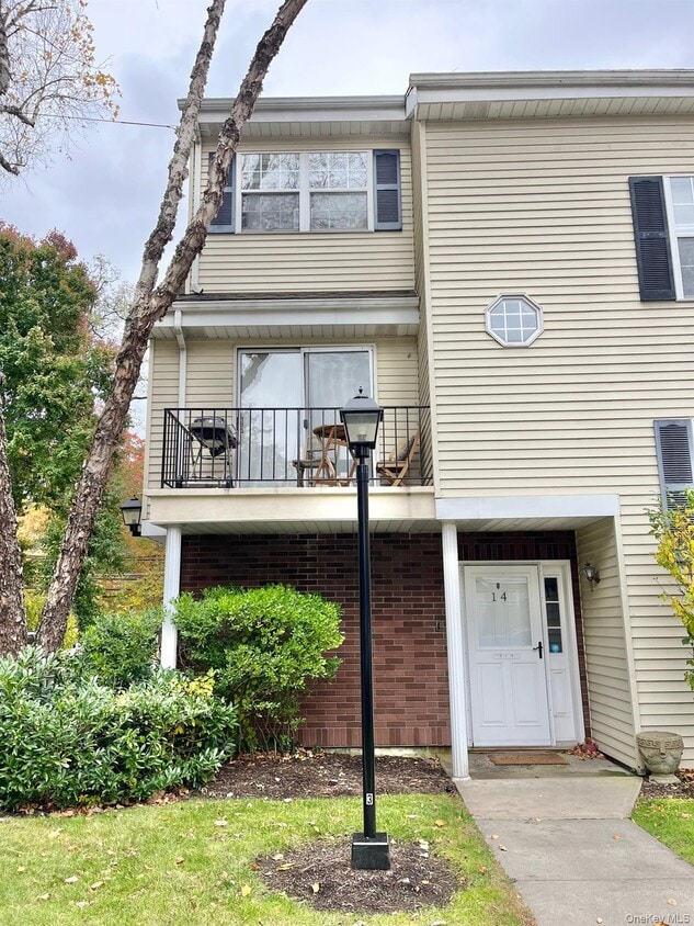 Foto del edificio - 599 Midland Ave