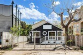 Foto principal - 210 Westcott St