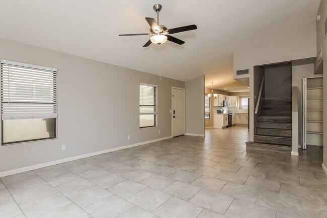 Foto del edificio - 8724 W John Cabot Rd