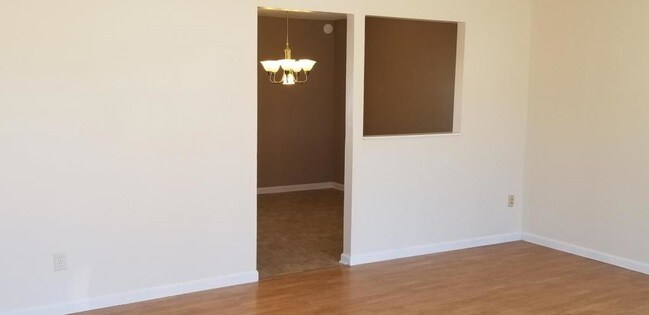 Building Photo - 1236 Bewick Street