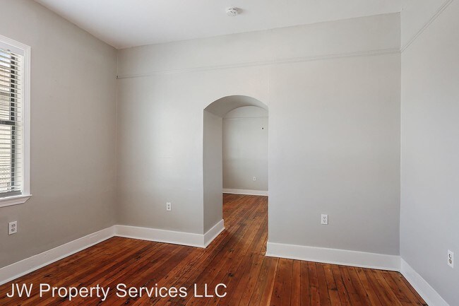 Building Photo - 1501-1503 Desire St