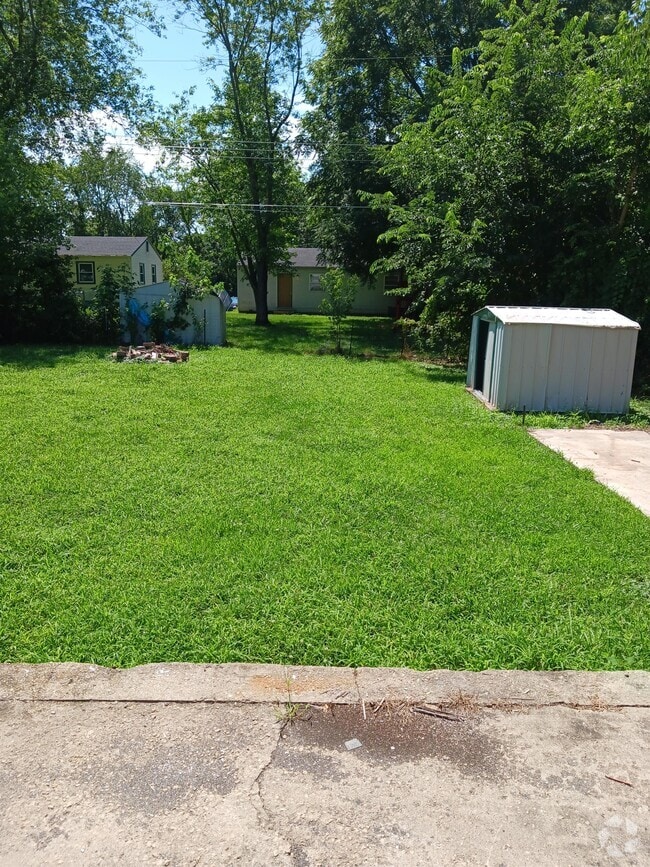 Fairgrounds Apartments under 3,000 Rockford, IL 2 Rentals