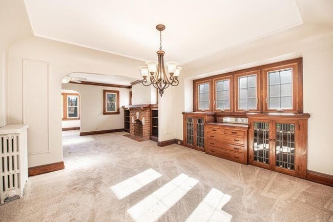 Foto del edificio - 4217 N Newhall St
