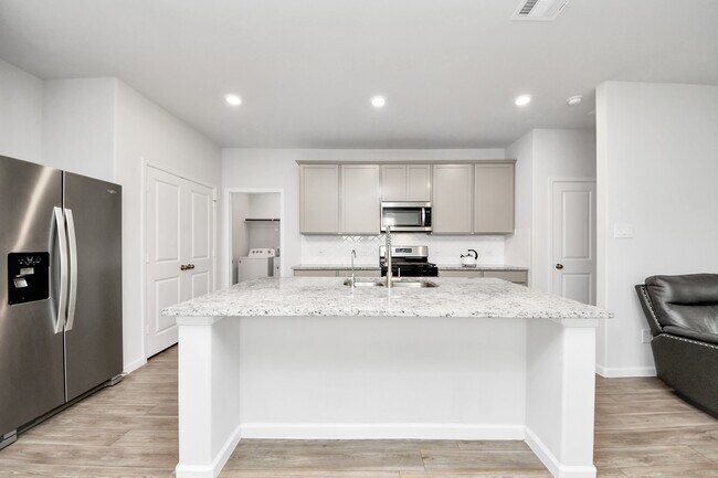 Foto del edificio - 68 Valiant Ridge Trail