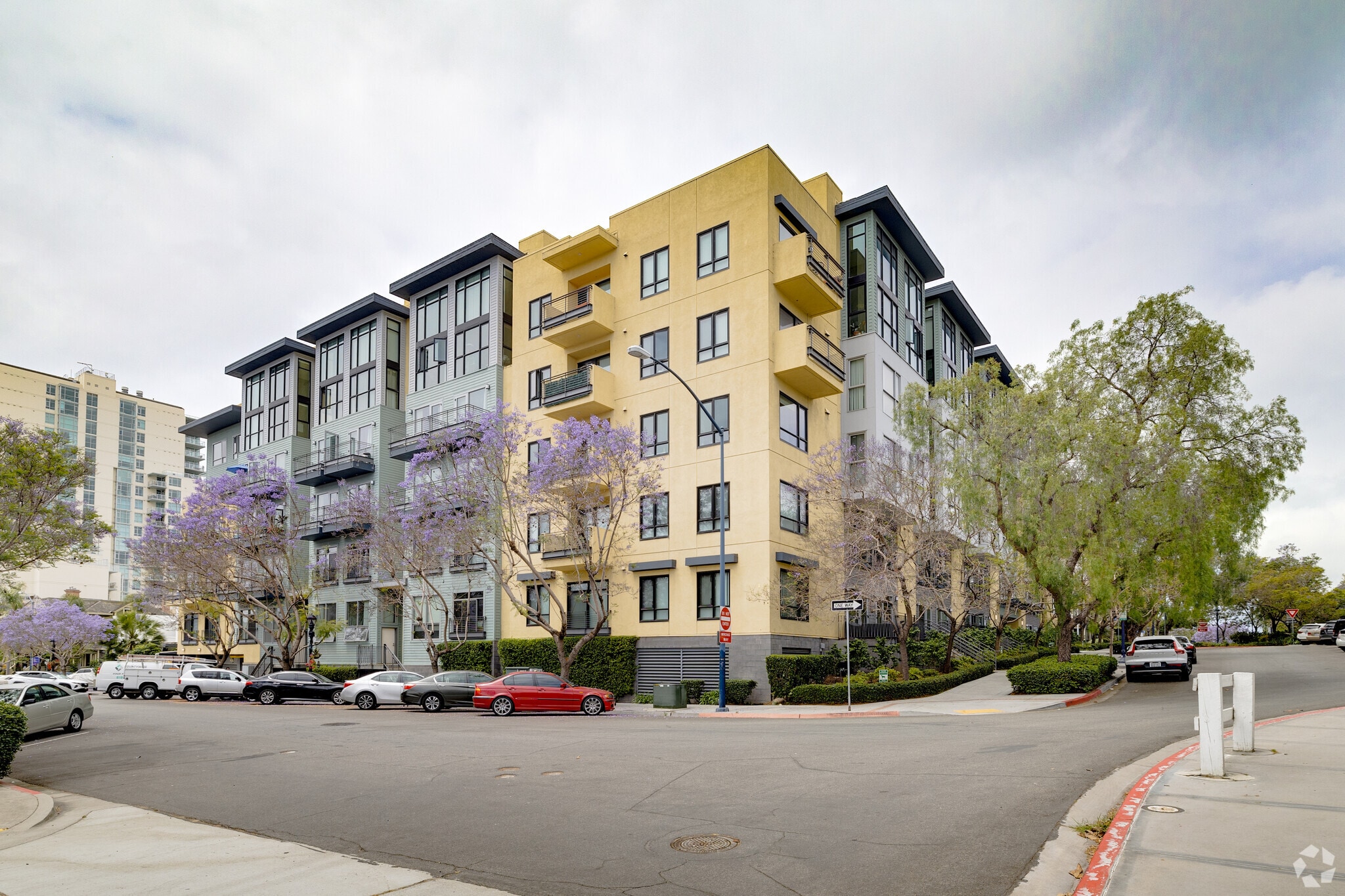 Aloft on Cortez Hill