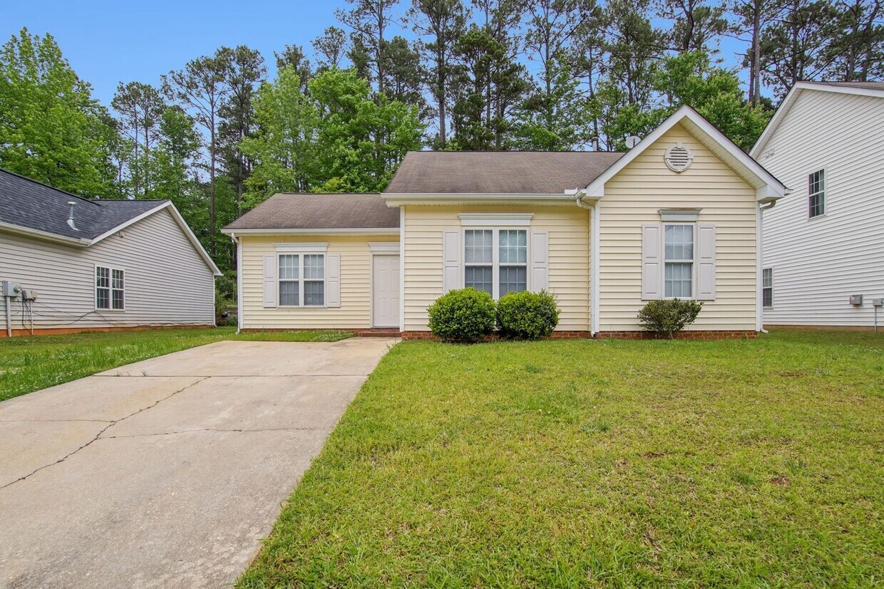 Foto principal - 3 Bedroom single family home in Raleigh