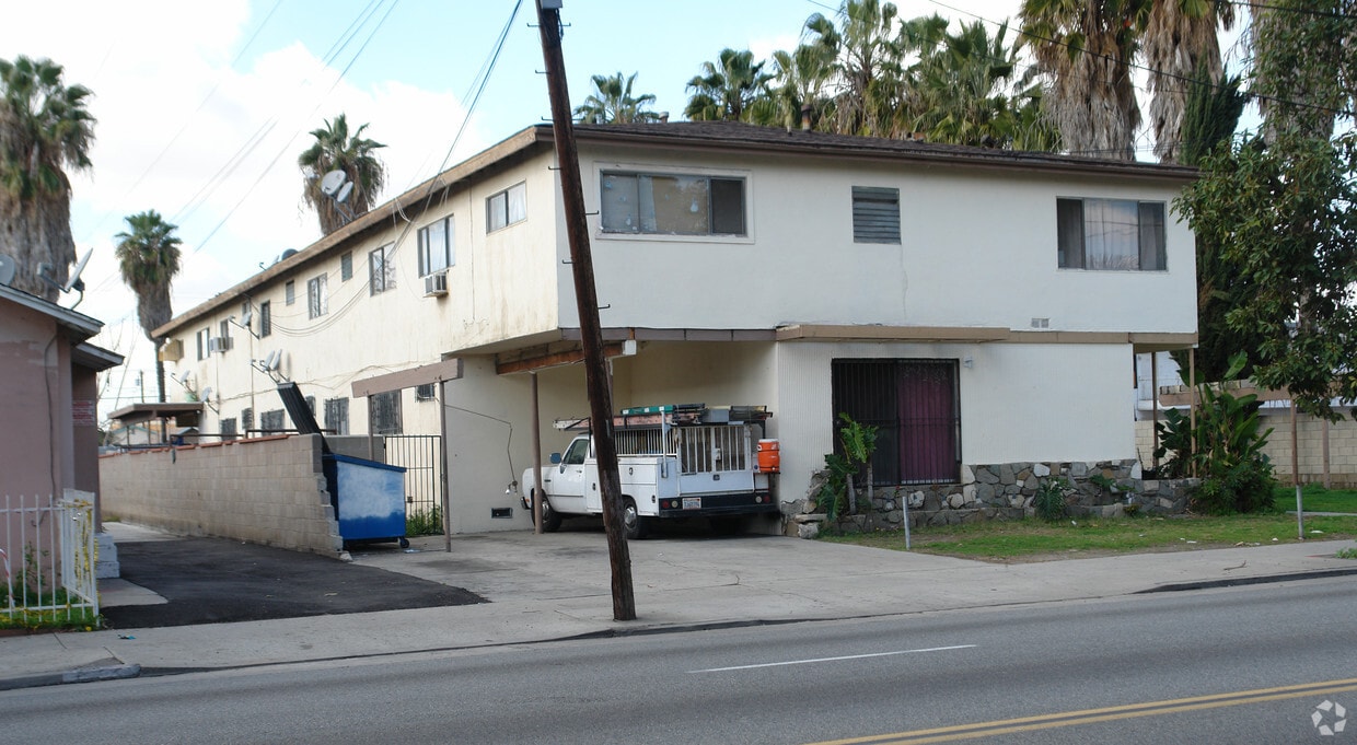 Primary Photo - 7315 Santa Fe Ave