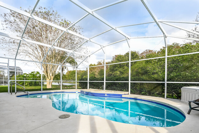 Foto del edificio - Home with a Pool in Saint Cloud, FL!