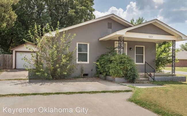 Building Photo - 2 br, 1 bath House - 1201 N Crawford Ave