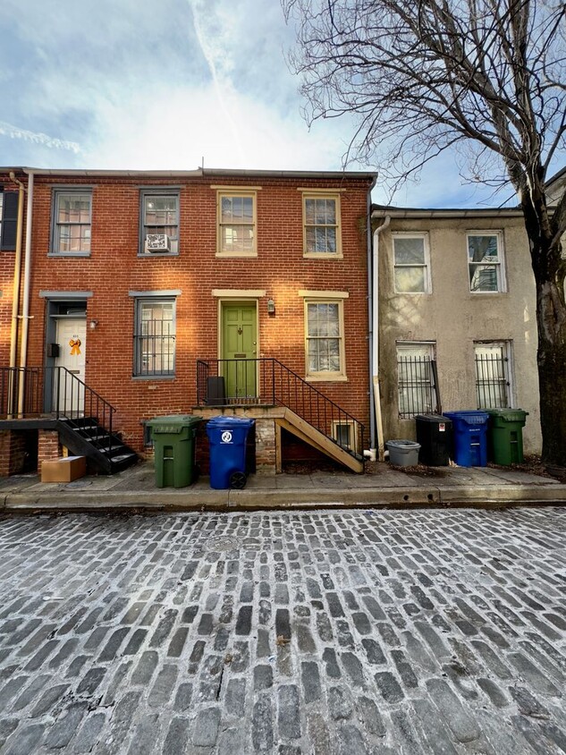 Primary Photo - Charming 1 Bedroom Townhome ~ Ridgely's De...