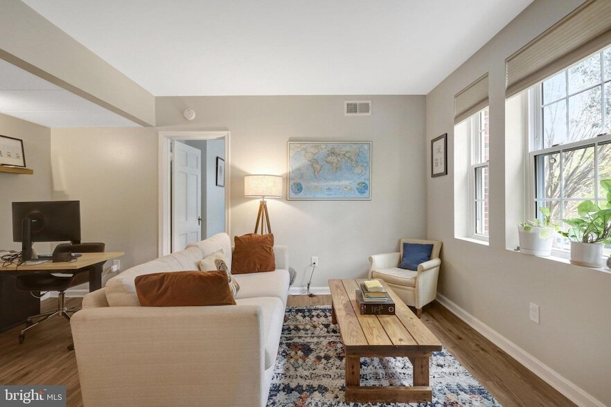 Foto principal - 1811 Key Blvd