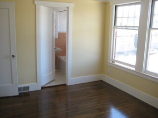 Building Photo - 490 23rd Ave