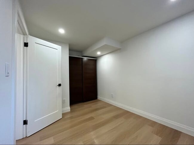 Building Photo - 351 Northcliffe Blvd