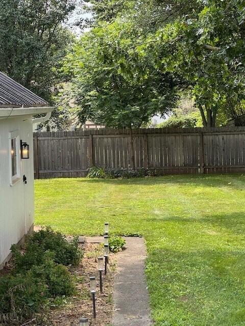 Foto del edificio - 67 Hill Rd N