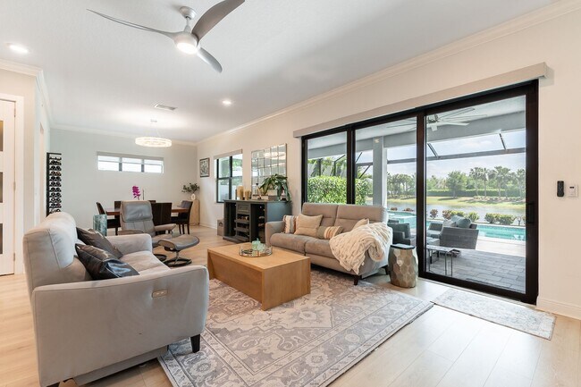 Foto del edificio - **25% OFF FIRST MONTHS RENT IF YOU OCCUPY ...