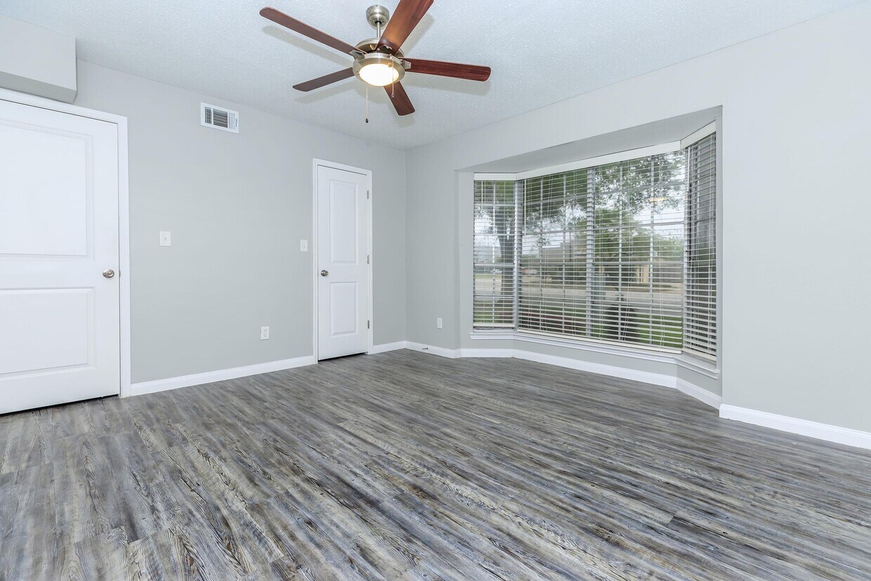 Solano - 535 W Nasa Rd Webster, TX 77598 | Apartments.com