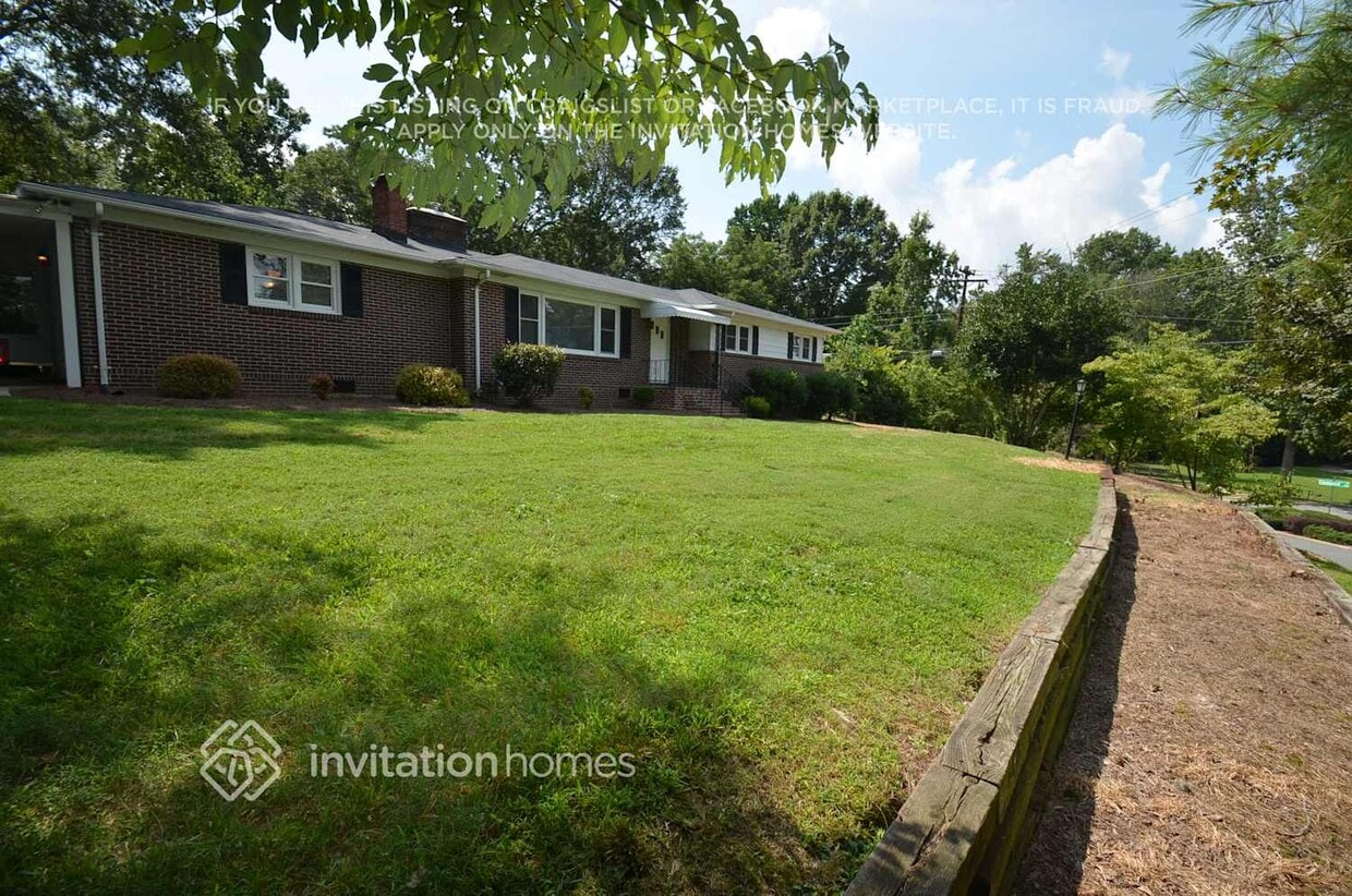 Foto principal - 106 Fielding Rd