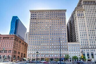 Building Photo - 330 S Michigan Ave