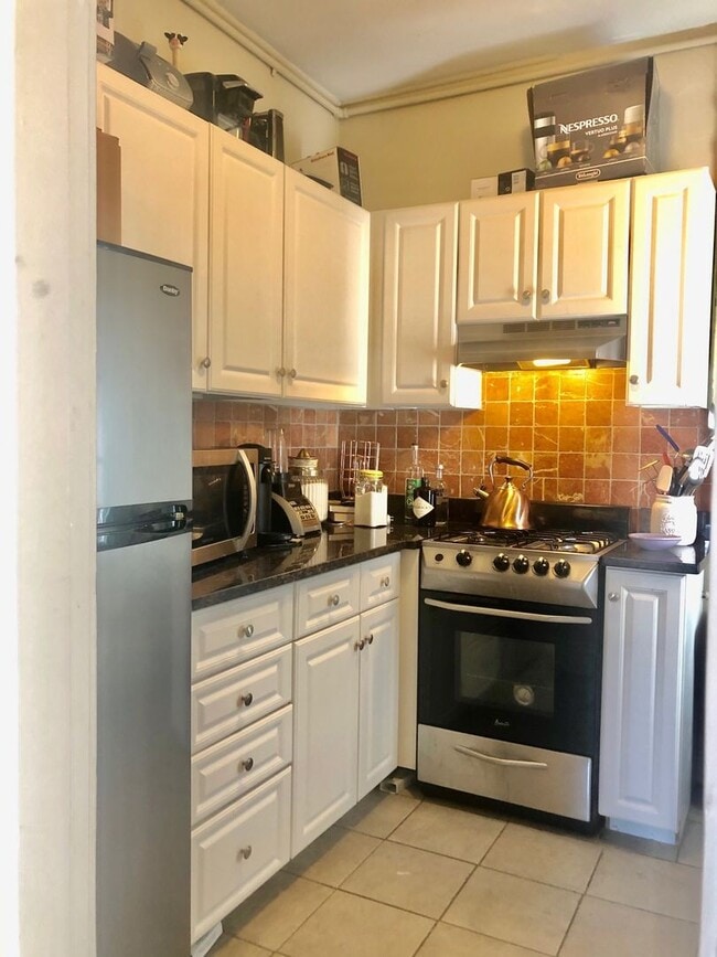 Building Photo - 58 Charlesgate E