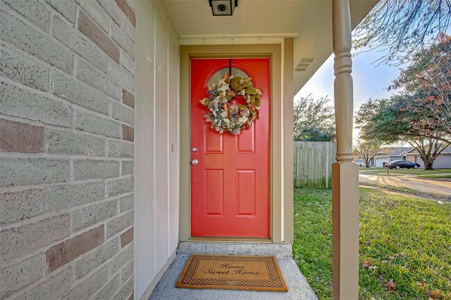 Foto del edificio - 20631 Burwood Cir