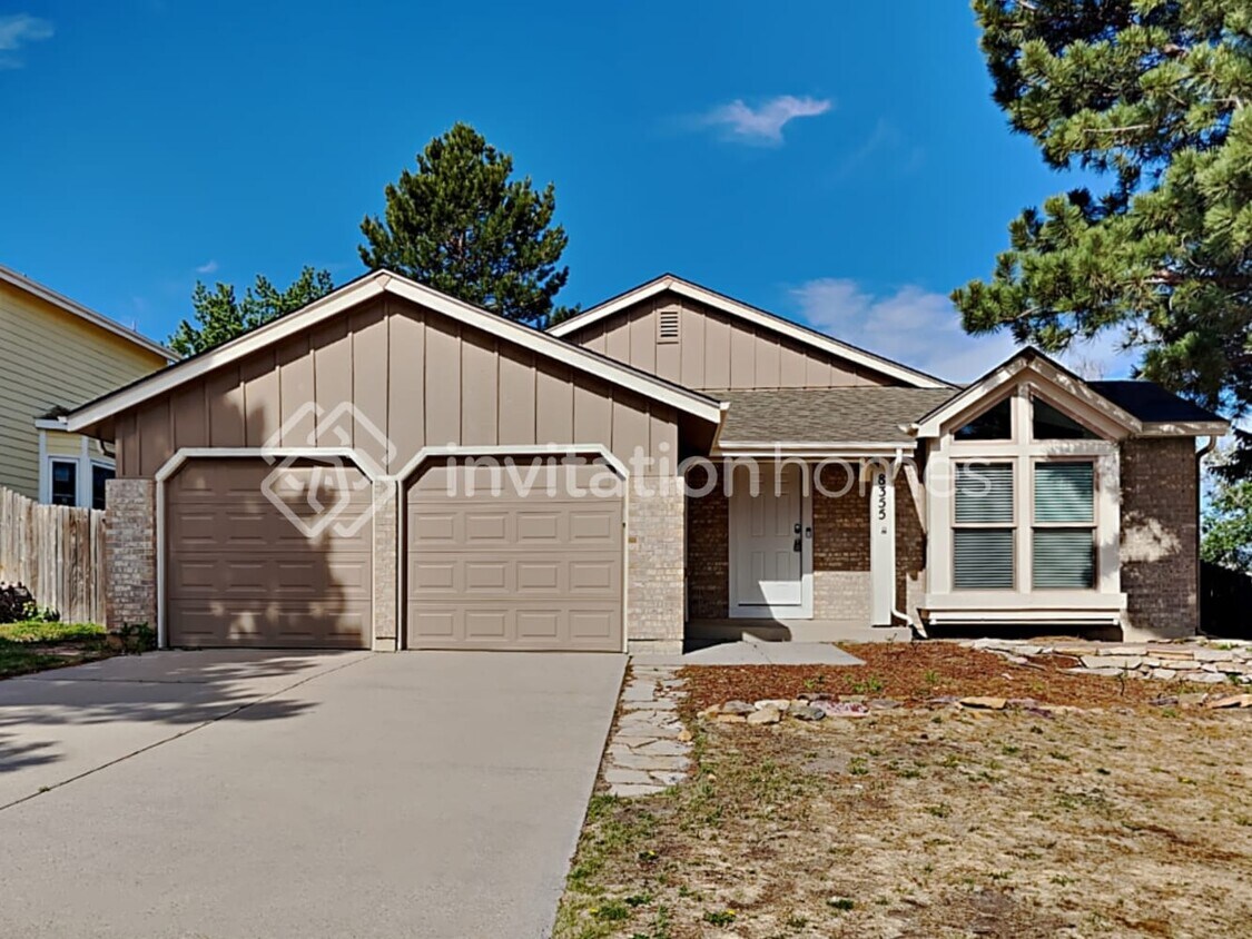 Foto principal - 8355 Avens Cir
