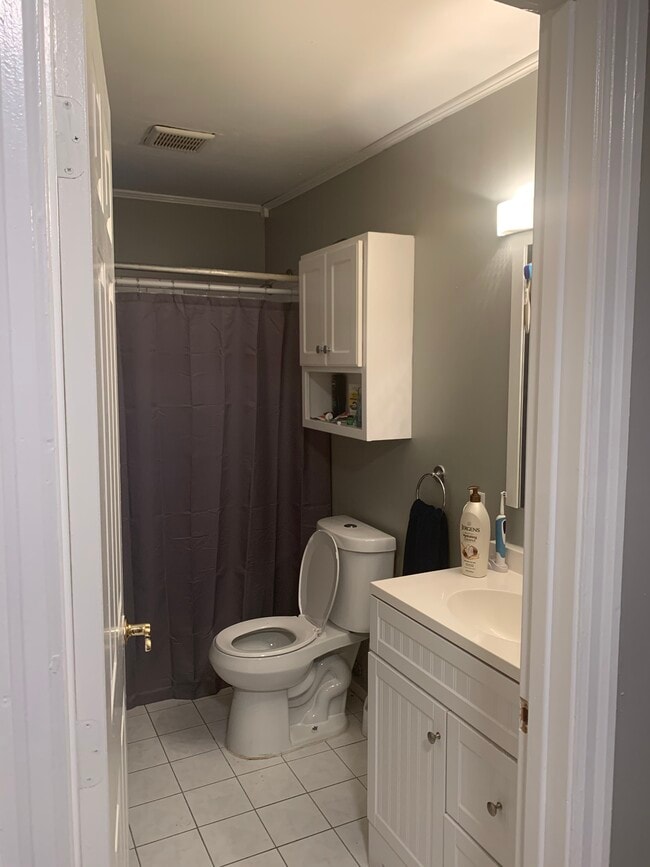 Photo - 2621 Gehrum Ln House