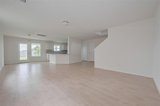 Building Photo - 25406 Cheshire Knoll St