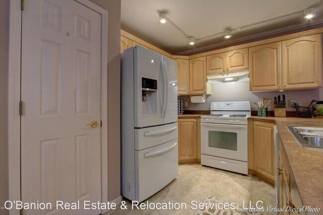 Building Photo - 2 br, 2.5 bath House - 16613 Rivers Edge Lane