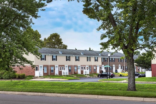 Building Photo - Commons at Whitemarsh