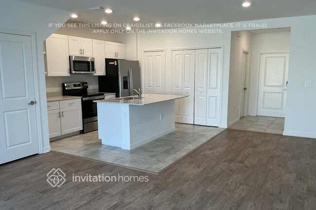 Building Photo - 9342 Cadence Ct