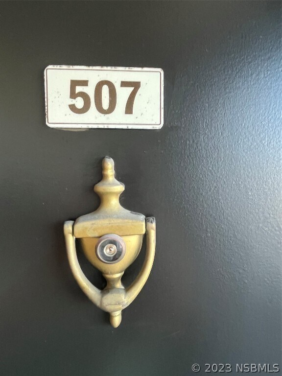 Foto del edificio - 101 N Riverside Dr