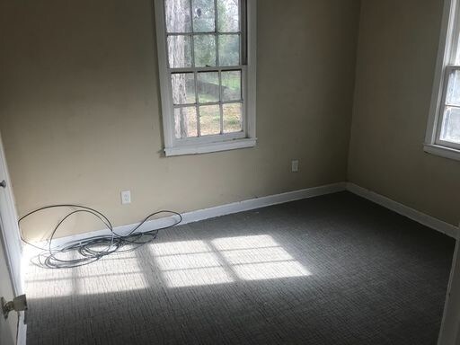 Foto del edificio - 2709 Clover Ln