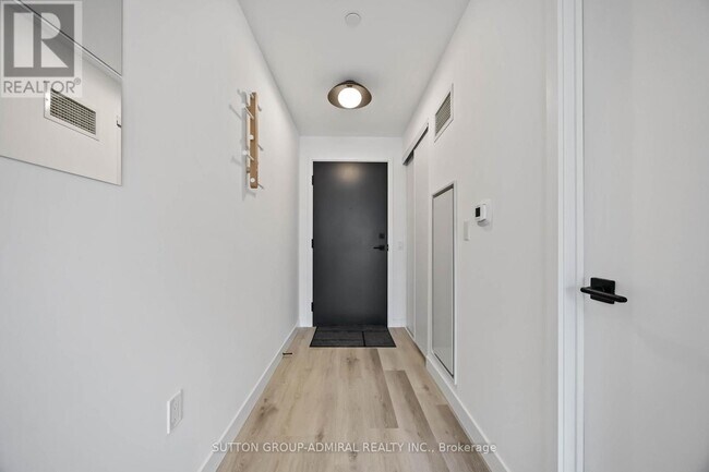 Building Photo - 1635 Military Trail