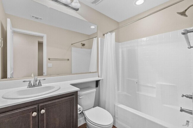 Building Photo - 524 Diamond Hills Dr