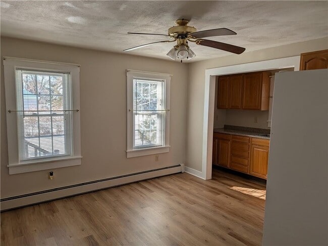 Building Photo - 22 Oakland School St